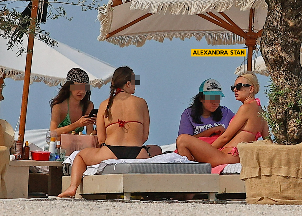 Alexandra Stan a arătat TOT pe plaja din Mamaia! Artista e HOT!