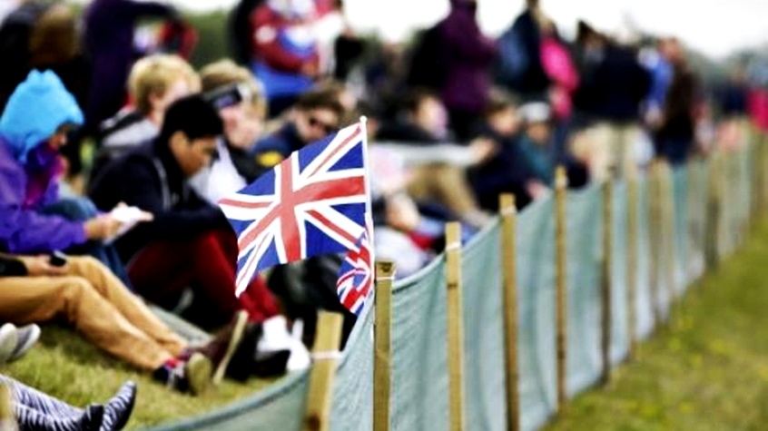 Vești oficiale despre românii din Marea Britanie, după BREXIT! Ce s-a decis în Parlamentul britanic