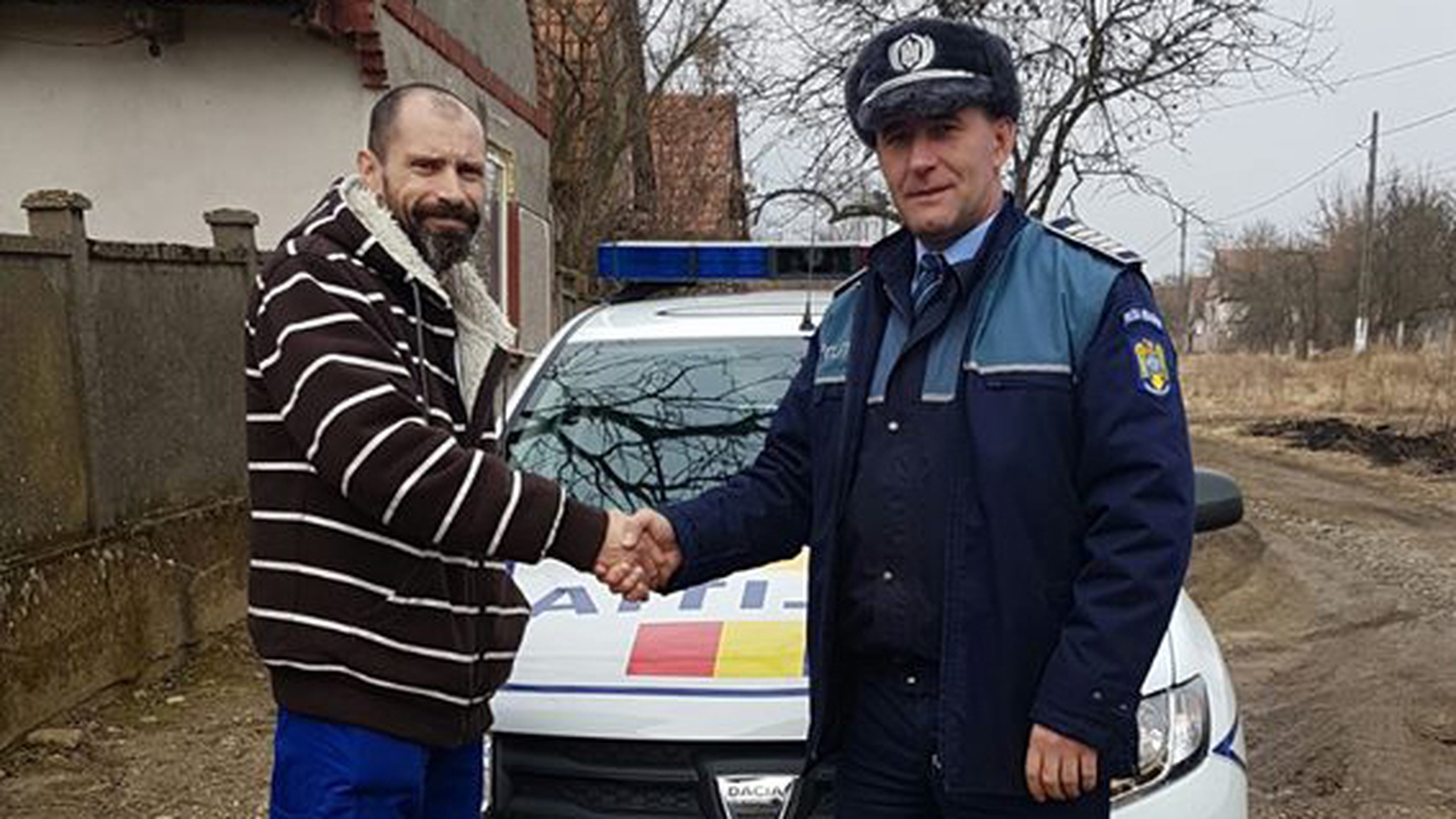 A găsit un portofel cu 2.200 de euro în el şi... Continuarea i-a lăsat mască pe poliţişti!