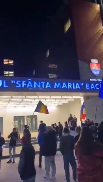 Proteste la Spitalul din Bacău