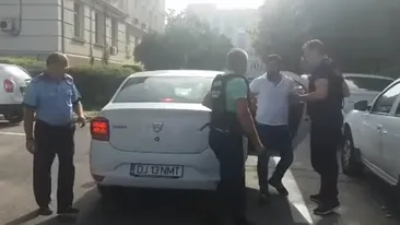 Bărbatul suspectat că a împușcat un tânăr după o șicanare în trafic, prins la Nădlac