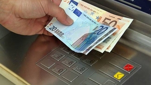S-a îndrăgostit de o femeie pe Facebook și i-a trimis bani! Susține că i-a dat 40.000 de euro! Când a vrut să o întâlnească a avut parte de cea mai neplăcută surpriză...