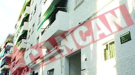 Si-a omorat iubita si a dat bir cu fugitii