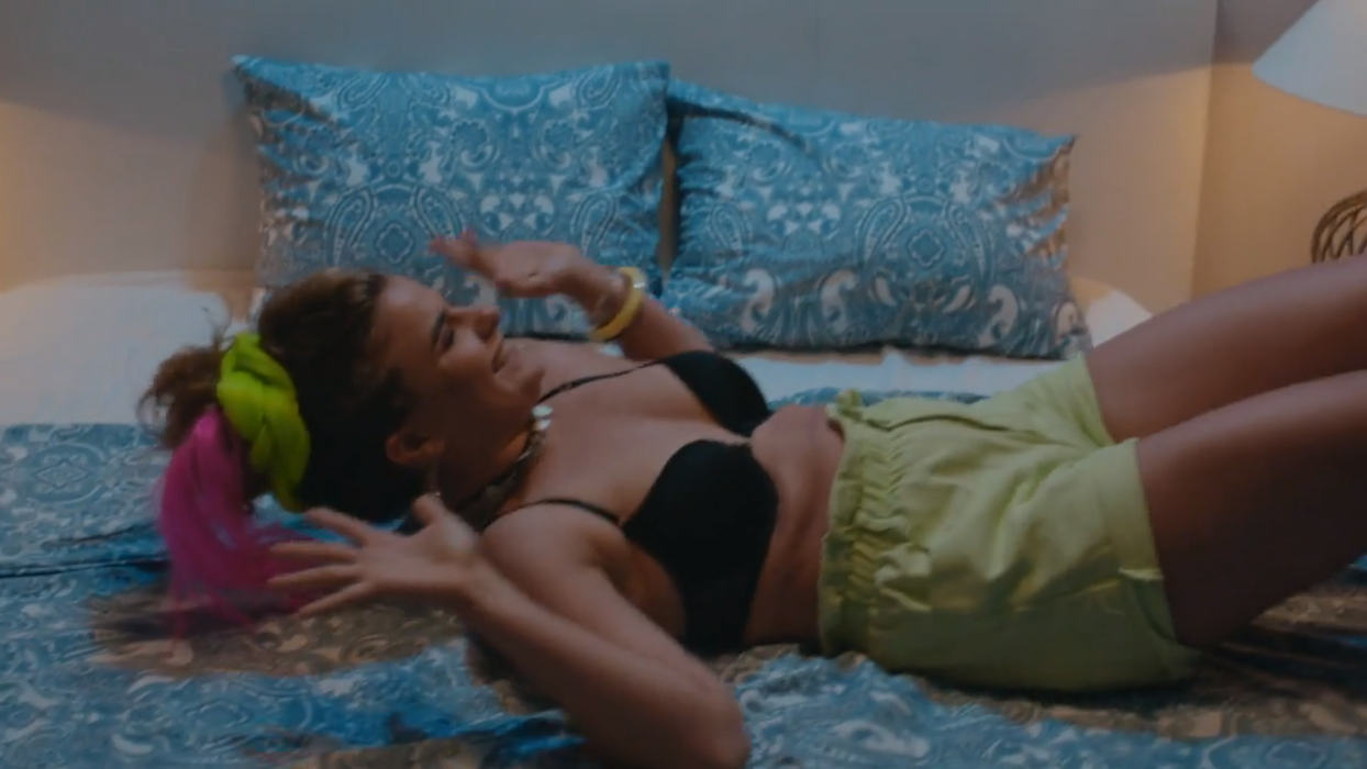 Dorian Popa, filmat în timpul unei partide de amor: „Îți place așa?!”