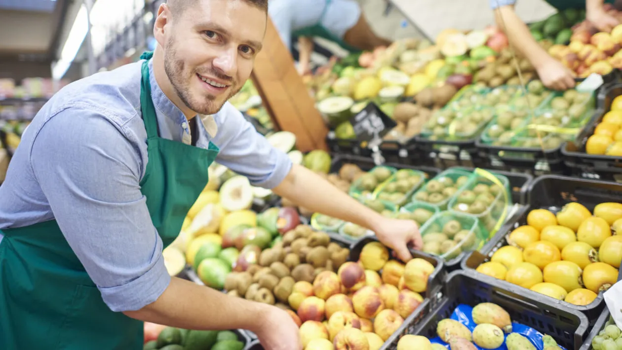 Despăgubiri de 14.000 de euro pentru un angajat al unui supermarket. Motivul este ireal