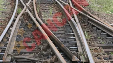Barbat din Satu Mare, spulberat de tren, in timp ce traversa calea ferata