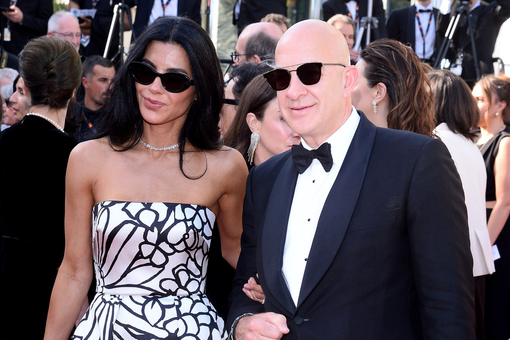 Jeff Bezos și Lauren Sanchez
Foto: Profimedia