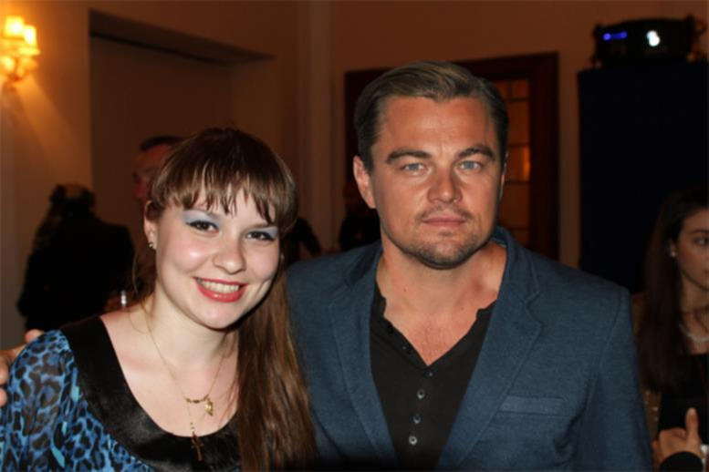 Alături de Leonardo DiCaprio