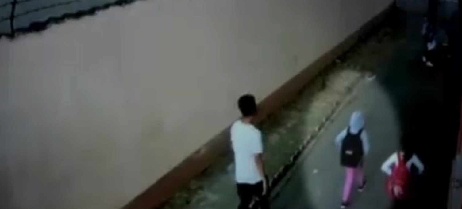 Ultimele imagini cu fetița dispărută în Dâmbovița! Cum a fost filmată de camerele de supraveghere