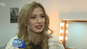 Dana Rogoz, in timpul unei sedinte de machiaj! Uite-o in ipostaze nemaivazute