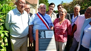 Alain Delon, uitat de proprii copii. Motivul pentru care Anthony, Anouchka și Alain-Fabien nu au fost prezenți la parastasul de un an al tatălui lor