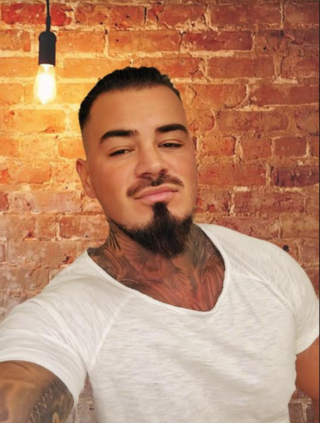 El este cel mai sexy saxofonist din România! A ținut dietă iar transformarea e uluitoare