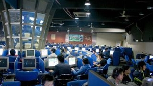 Partidul Comunist din China a interzis site-urile Twitter, Facebook si Youtube