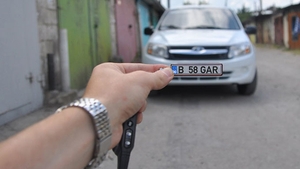 Vrei un număr de înmatriculare preferenţial? Cum afli dacă e disponibil şi cât te costă 