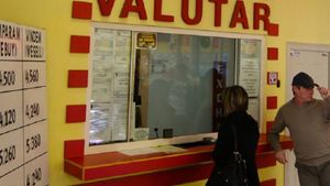Curs valutar BNR, miercuri, 21 octombrie 2020. Cât costă euro stăzi