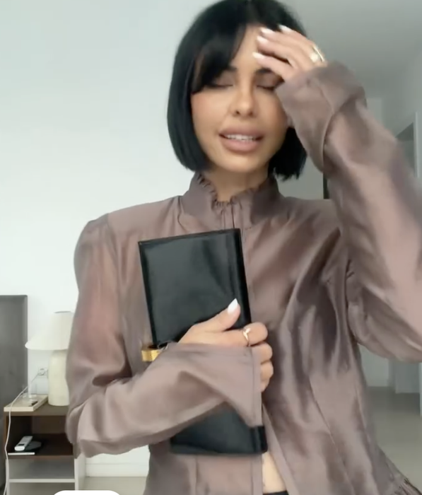 Andreea Popescu, o nouă schimbare de look! Fanii au crezut că nu văd bine