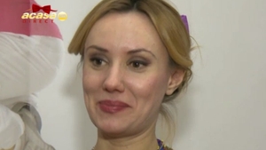 Imagini horror cu fata invadata de bube! Disperata ca tratamentele au esuat, “bebelusa” Oana a apelat la o solutie extrema!