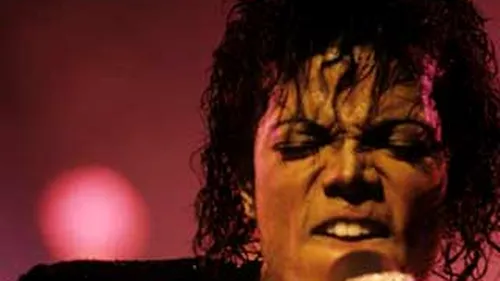 VIDEO Michael Jackson se dadea in vant dupa cheeseburger si nu a stiut ce este aceea o prostituata!