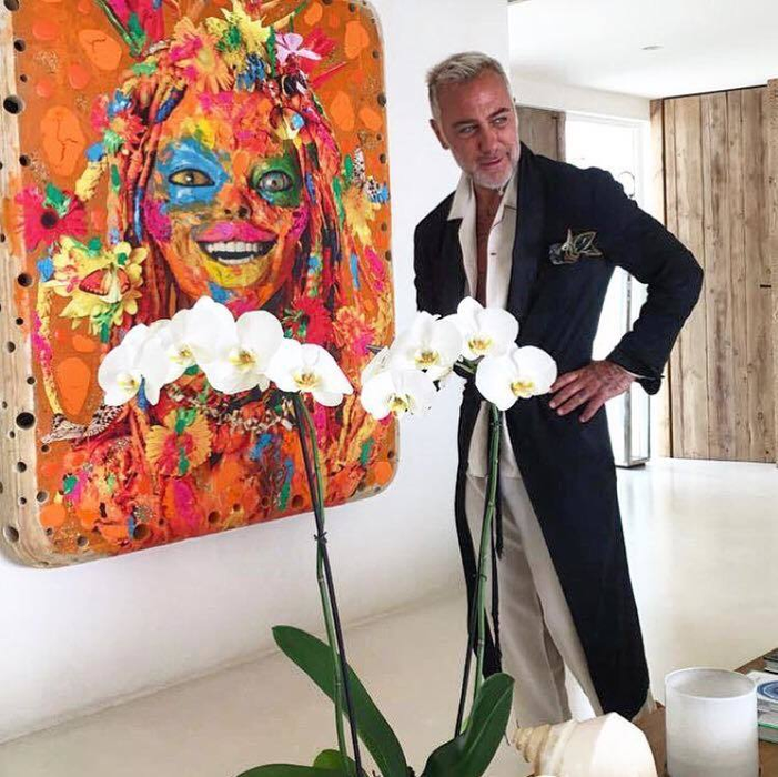 Gianluca Vacchi locuieşte într-un complex impresionant din Bologna, în Italia