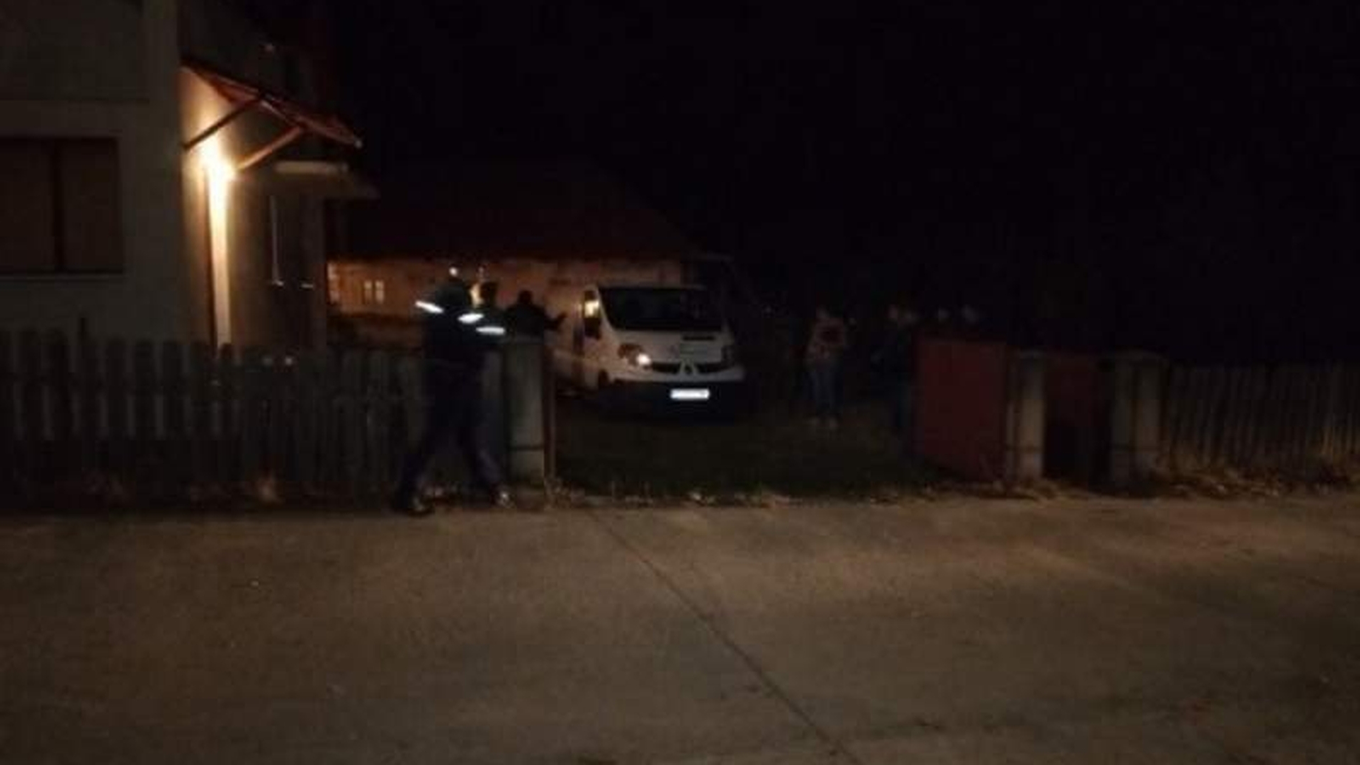 Un polițist din Suceava s-a spânzurat cu două luni înainte să iasă la pensie!