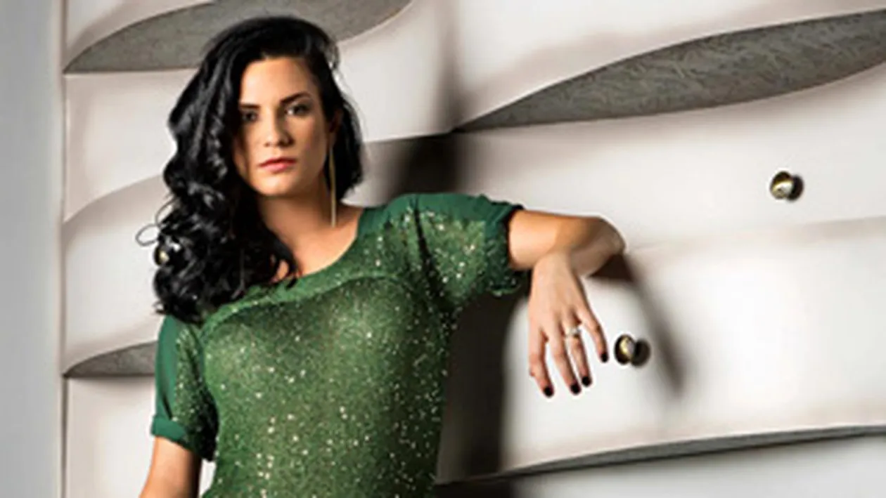 De cand e insarcinata, Ellie White are pierderi de memorie! Cantaretei ii este foarte frica de nastere: Ma tem din ce in ce mai tare!