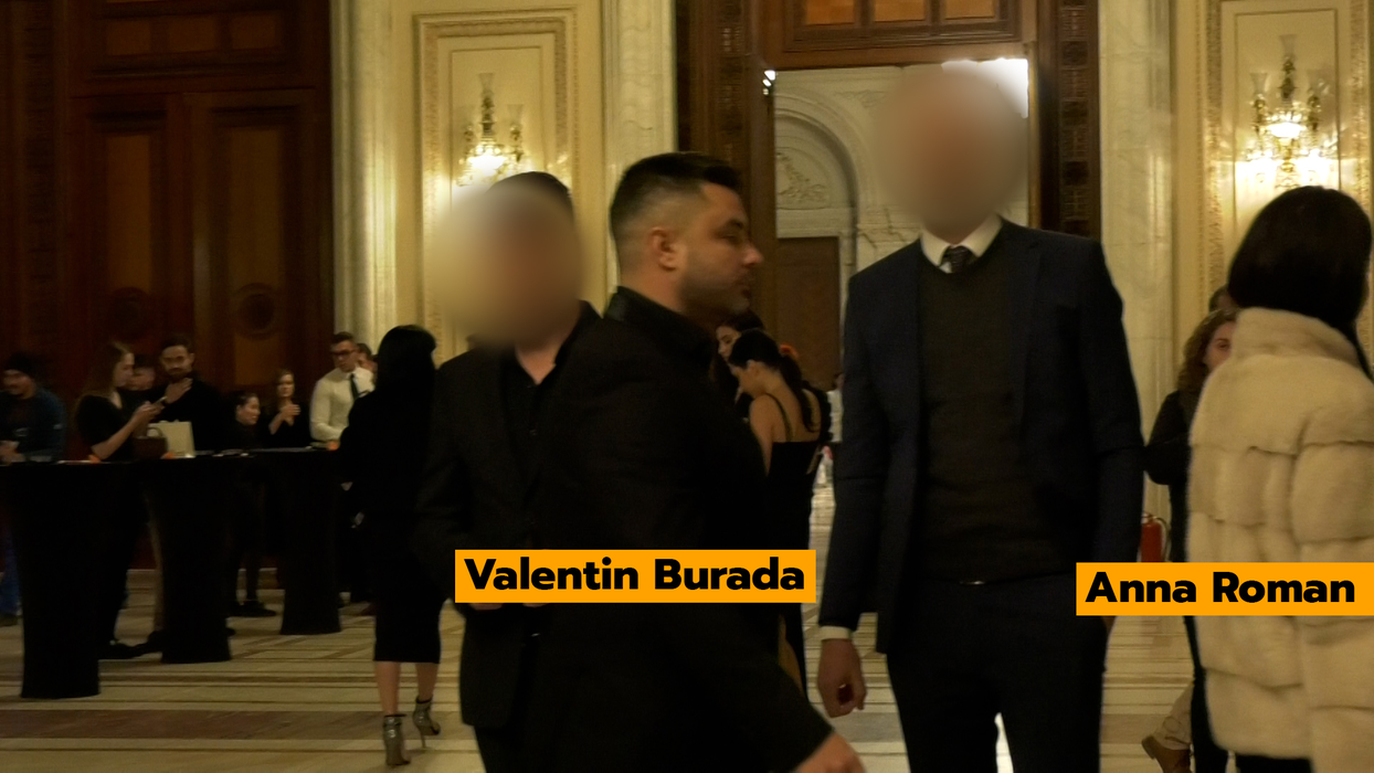 "Patronașul" o urma îndeaproape pe partenera sa / (Sursa: CANCAN.RO)