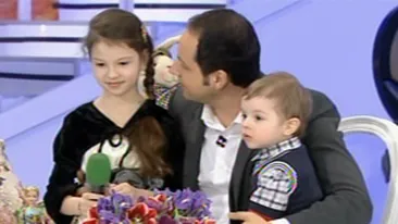 VIDEO Cezar, cea mai noua minune din familia Stratan, ne-a uimit cu inteligenta sa