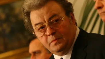 Mormântul lui Corneliu Vadim Tudor a fost vandalizat! Incredibil ce a dispărut de la locul lui de veci