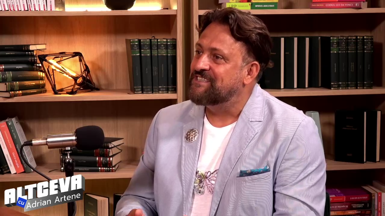 Podcastul poate fi urmărit integral pe canalul de YouTube ”ALTCEVA cu Adrian Artene” / (Sursa: Captură video)