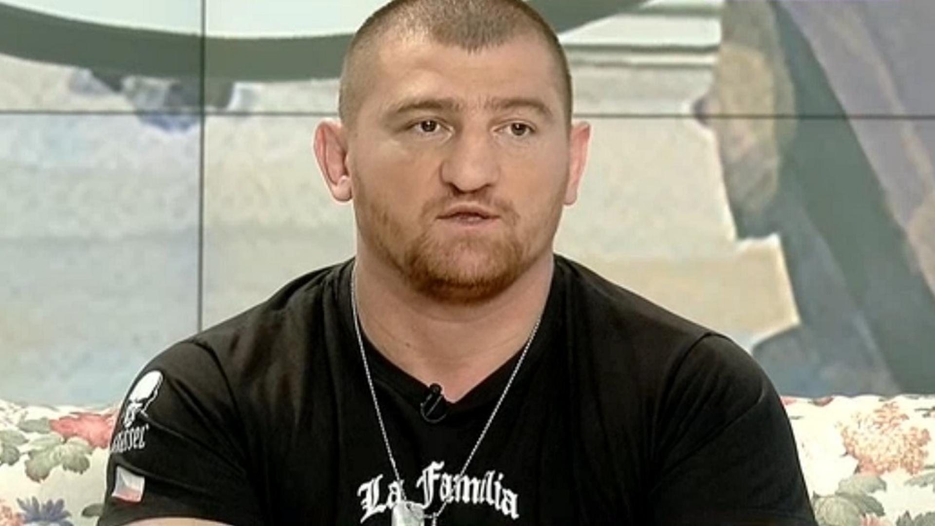 FOTO / Cătălin Moroşanu, prima apariţie la TV, după ce a petrecut în club alături de "bomba-talentată": "Da, mă duc să fac ravagii"