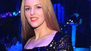 Denisa Nechifor: " Cresc singura un copil si sunt mandra de asta ! Ce-ar fi sa fiu si lasata in pace?"
