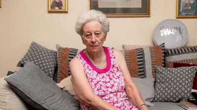 O pensionară de 79 de ani, interzisă pe viață într-un lanț de magazine: „Nu am făcut nimic rău aici”
