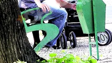 Lucian Viziru nu poate petrece la crestinarea fiului sau! Botez indoliat