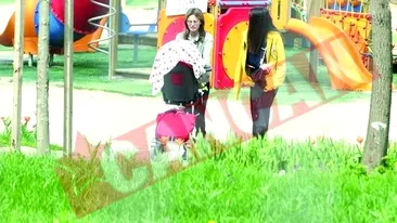 Se antreneaza pentru cand va fi mama!