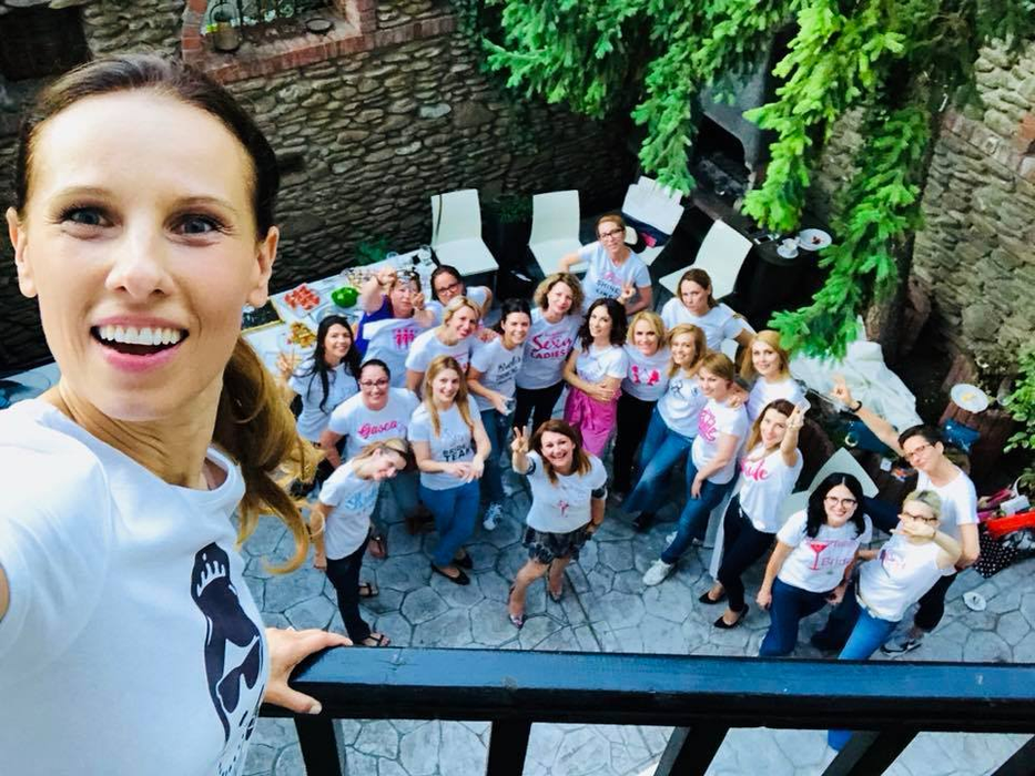 Jurnaliștii Vlad Petreanu și Ionela Năstase s-au căsătorit! Prima imagine de la Starea Civilă