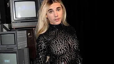 Justin Bieber s-a transformat în femeie! Fanii au rămas înmărmuriți când au văzut schimbarea
