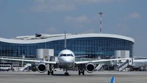 Alertă de bombă la o aeronavă care se pregătea să decoleze din Otopeni. Trupele SRI au intervenit