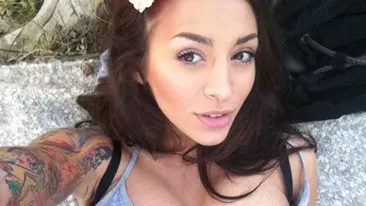 Ruby si-a pus viata in pericol Vezi ce a putut sa faca frumoasa artista! Ai grija sa nu te muste!