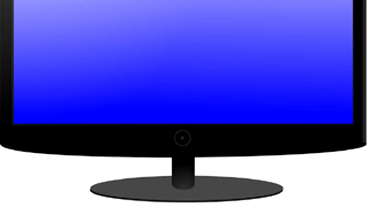 Statia tramvaiului 16 de pe Stefan cel Mare, dotata cu o plasma