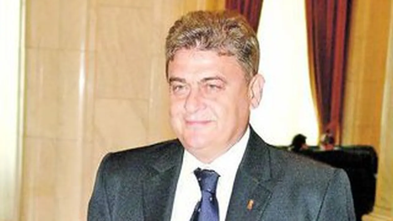 Am descoperit seringi si resturi umane pe camp