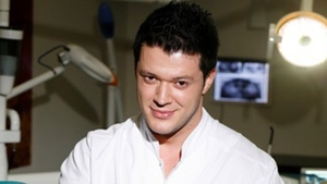 Victor, mai fericit ca oricand. Prezentatotul tv s-a luminat la fata si priveste increzator spre viitor: "Viata merge inainte"