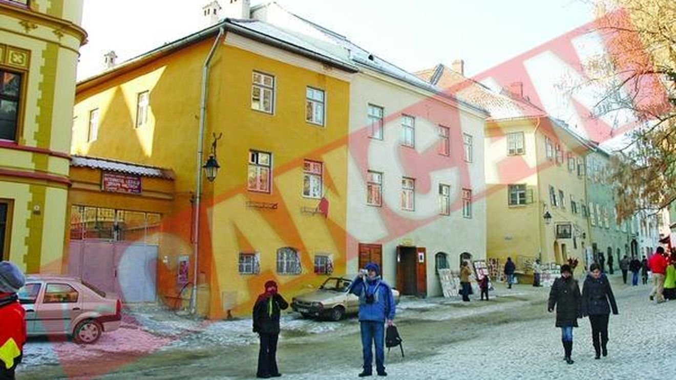 Interzis la termopane si linoleum in Sighisoara