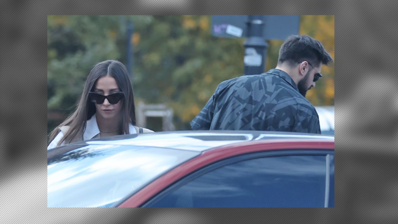 Ea e noua Theo Rose! Cu cine a schimbat-o Alex Leonte pe solistă, pentru a-și îneca amarul despărțirii