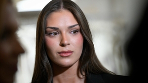 Scandal în lumea modei. Miss Finlanda a rămas fără titlu după ce s-a pozat într-o ipostază considerată rasistă