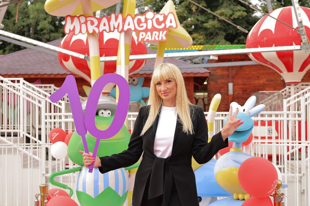 Parcul Miramagica a sărbătorit 10 ani! Gaşca Zurli a susținut primul show în noua formulă, iar Andreea Bălan a cântat