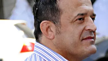 Am aflat exact cum s-au jucat cartile intre Iosef, amanta si Teo! Triunghiul conjugal a fost construit la o masa verde, unde...