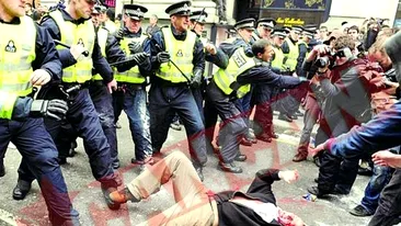 Au intrat cu forta in banca