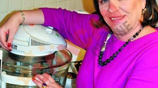 Norica Nicolai a primit un cuptor de gatit dietetic