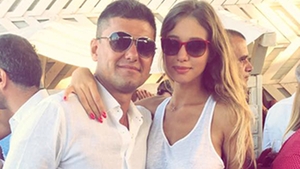 Nu ai mai vazut asa ceva! Ce mult i-au crescut sanii iubitei lui Cristi Boureanu