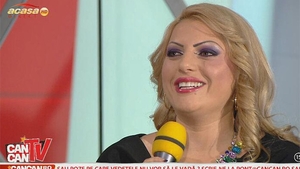 Designerul Nicoleta Guta recunoaste ca l-a copiat pe Armani: Am mai furat ceva de la el sa vada lumea ca se lucreaza bine la mine